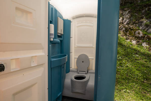 Best Deluxe Portable Toilet Rental in Ashland, NJ